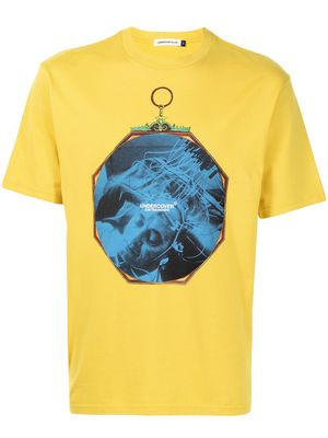UNDERCOVER graphic-print short-sleeved T-shirt - Yellow