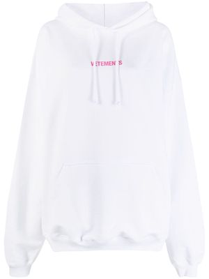 VETEMENTS logo-print drawstring hoodie - White