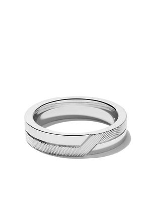 De Beers Jewellers 18kt white gold Promise half textured band