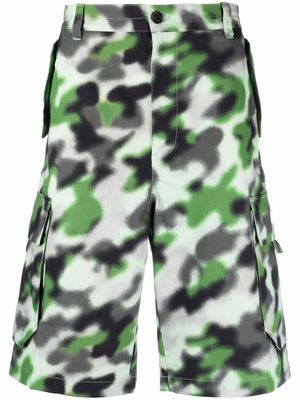 Kenzo camouflage print cargo shorts - Green