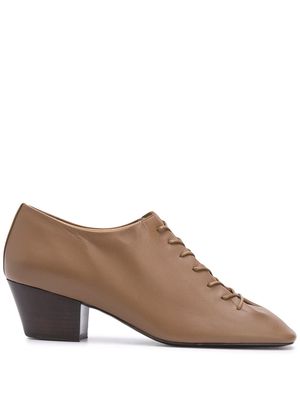 Lemaire heeled lace-up shoes - Brown