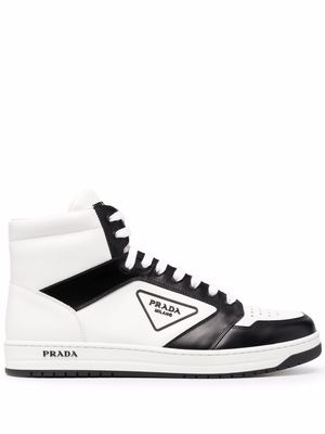 Prada triangle-logo contrast-trim sneakers - White