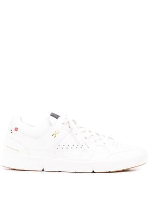 On Running The Roger Clubhouse low-top sneakers - White