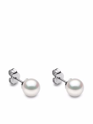 Yoko London 18kt white gold Classic 7mm Akoya pearl stud earrings - Silver