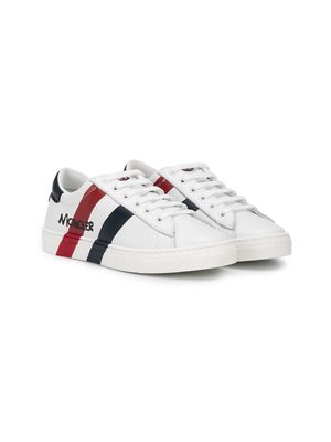Moncler Enfant double stripe lace-up sneakers - White