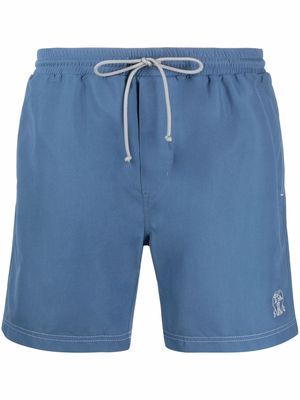 Brunello Cucinelli embroidered emblem swim shorts - Blue