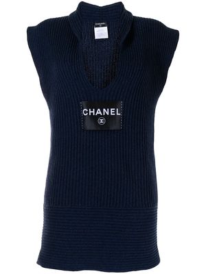 Chanel Pre-Owned 2008 logo-patch cashmere vest - Blue