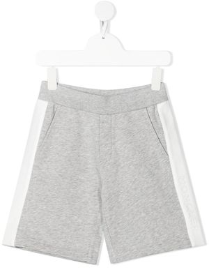 Moncler Enfant side stripe track shorts - Grey