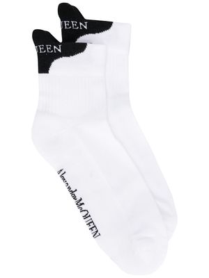 Alexander McQueen McQueen signature socks - White