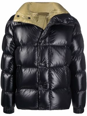 Moncler Genius gold logo-patch padded jacket - Black
