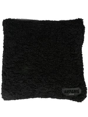 Apparis Gyan faux-shearling cushion cover - Black