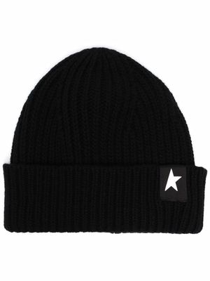 Golden Goose star patch ribbed beanie - Black