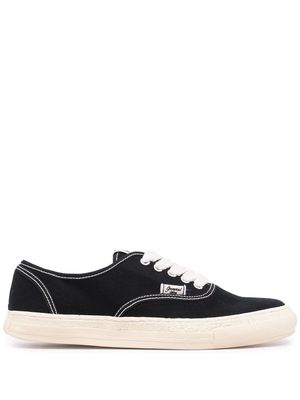 Maison Mihara Yasuhiro General Scale lace-up low sneakers - Black
