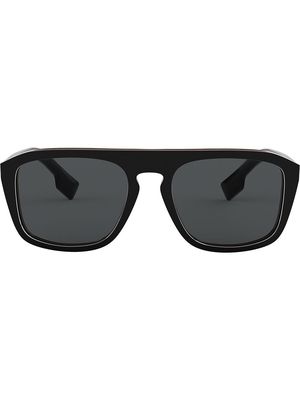 Burberry Eyewear oversized square frame sunglasses - Black
