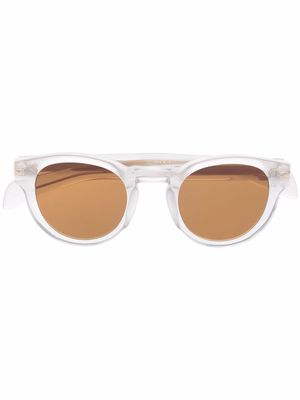 Eyewear by David Beckham round-frame tinted lens sunglasses - Grey