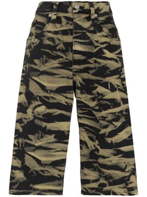 Alexander Wang motif-print denim shorts - Green