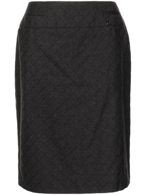 Chanel Pre-Owned 2004 diamond-pattern pencil skirt - Black