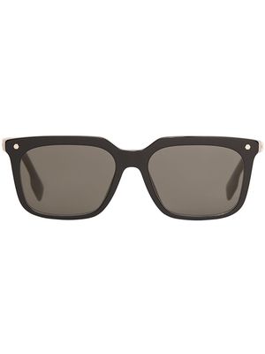 Burberry Eyewear stripe detail square-frame sunglasses - Grey