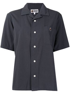 A BATHING APE® patch-detail short-sleeved shirt - Grey