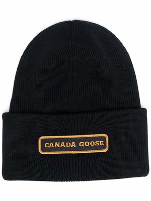 Canada Goose logo patch beanie - Black