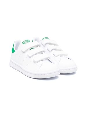 adidas Kids Stan Smith touch-strap trainers - White