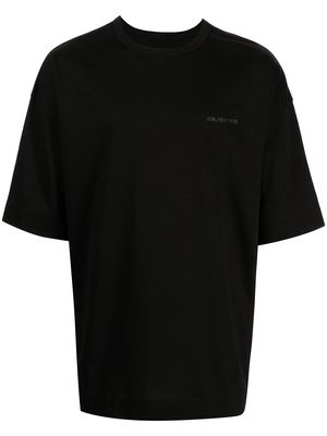 Juun.J embroidered-logo T-shirt - Black
