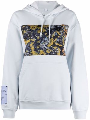 MCQ logo-patch sleeve hoodie - Blue