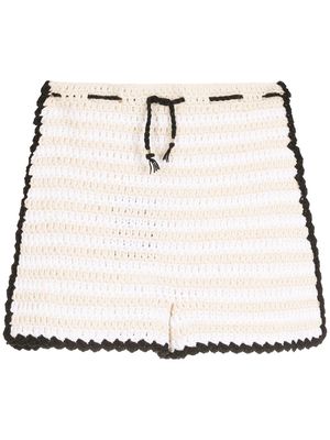 Framed Yin Yang crochet shorts - White