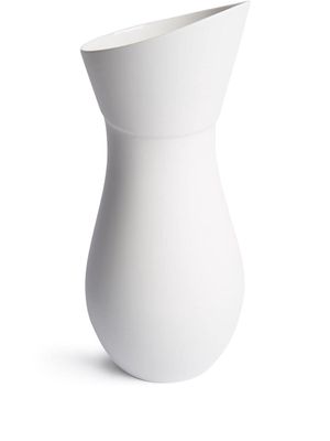1882 Ltd Flare pitcher - White