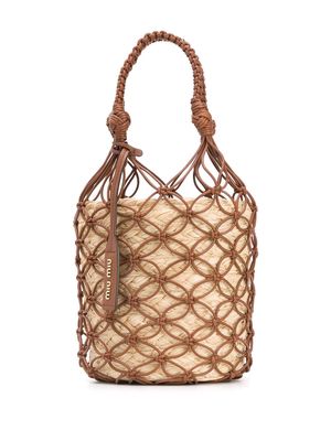 Miu Miu netted straw bucket bag - Neutrals