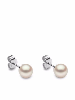 Yoko London 18kt white gold Classic 6mm Freshwater pearl stud earrings - Silver
