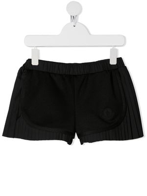 Moncler Enfant logo-patch elasticated shorts - Black