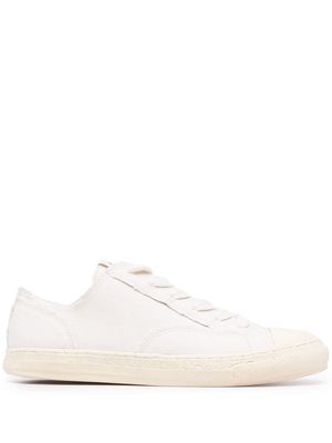 Maison Mihara Yasuhiro General Scale low lace-up sneakers - White