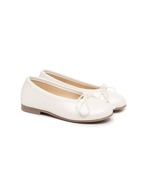 ANDANINES classic ballerina shoes - White