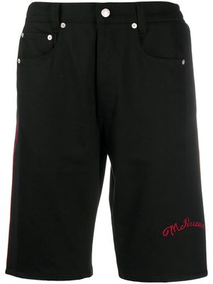 Alexander McQueen panelled logo denim shorts - Black
