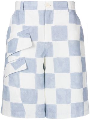Jacquemus checkerboard-pattern cargo shorts - Blue