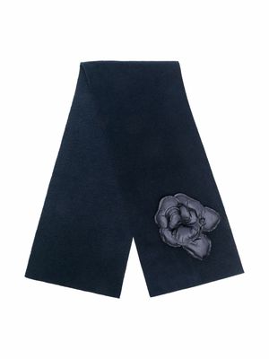 Il Gufo floral-appliqué finished-edge scarf - Blue
