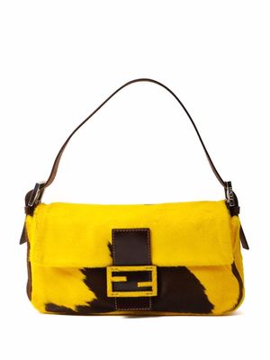 Fendi Pre-Owned Mamma Baguette shoulder bag - Yellow