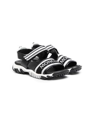 Moncler Enfant logo-front strappy sandals - Black
