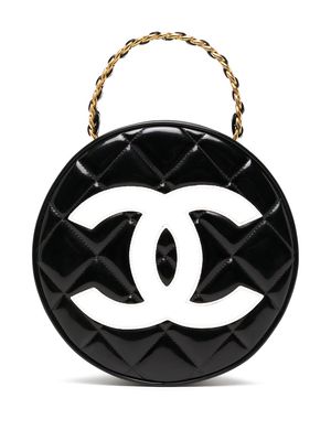 Chanel Pre-Owned 1995 CC diamond-quilted round vanity bag - Black