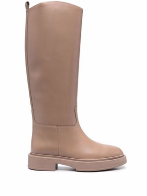 12 STOREEZ knee-high leather boots - Neutrals