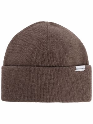 Woolrich logo-patch knitted beanie - Brown