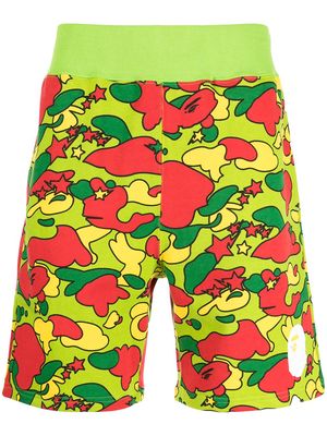 A BATHING APE® camouflage-print cotton shorts - Multicolour