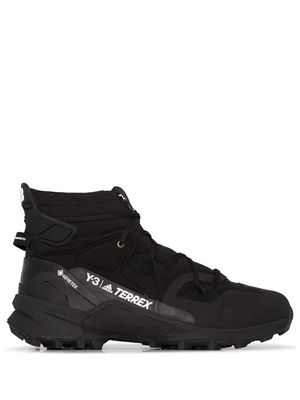 Y-3 Terrex Swift R3 sneakers - Black