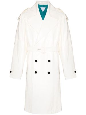 Bottega Veneta latex-finish trench coat - White