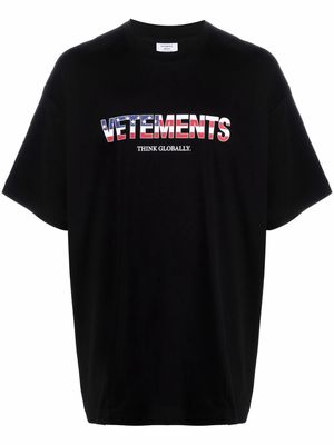VETEMENTS Think Globally logo T-shirt - Black
