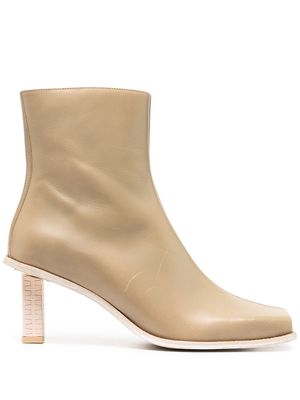 Jacquemus Carro Basses ankle boots - Neutrals