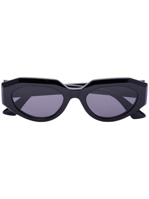 Bottega Veneta Eyewear oval sunglasses - Black