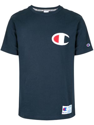 Champion logo patch crew neck T-shirt - Blue