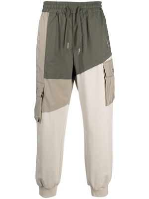 Feng Chen Wang colour-block panelled track pants - Grey